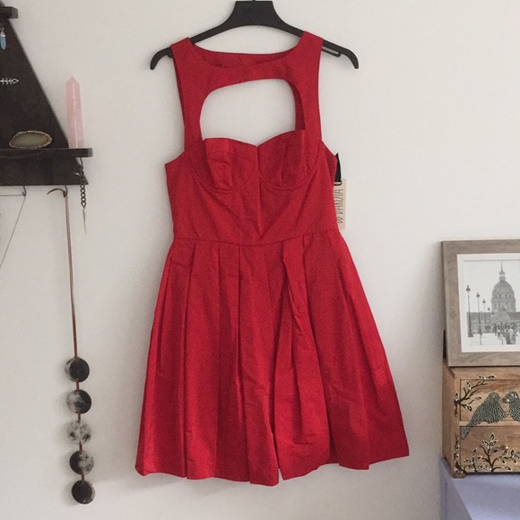 Kassia Dress - Picture 2 of 6